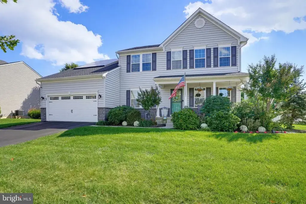 69 Kirkcaldy Ln, MIDDLETOWN