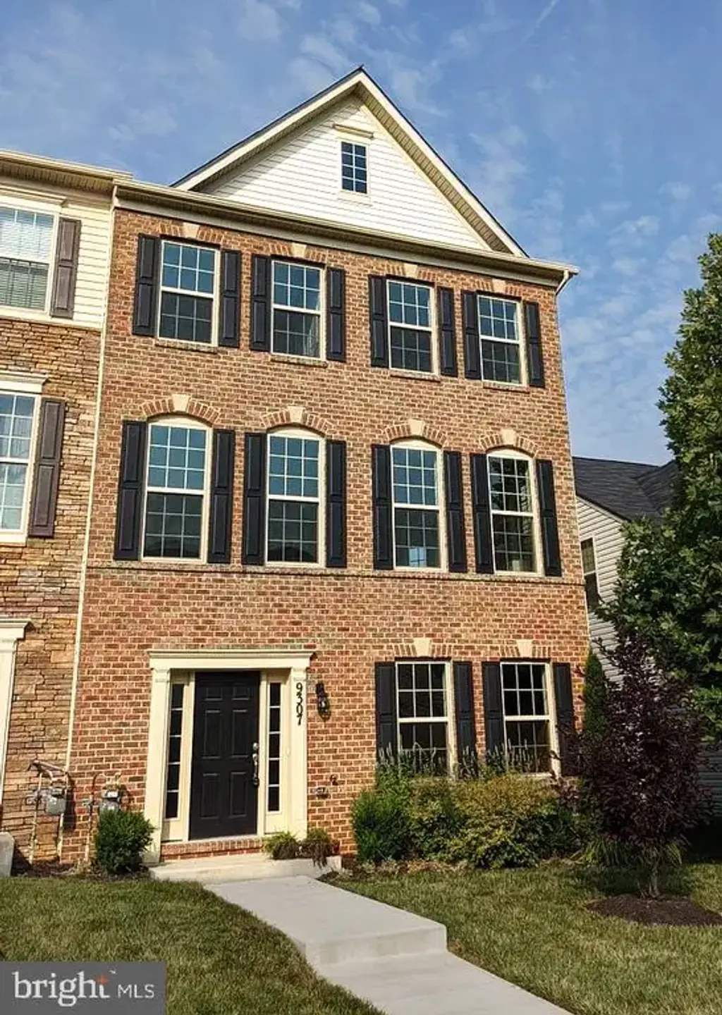 9307 Geaton Park Pl, LANHAM