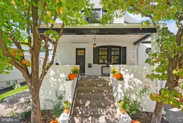 1527 13th Rd S, Arlington