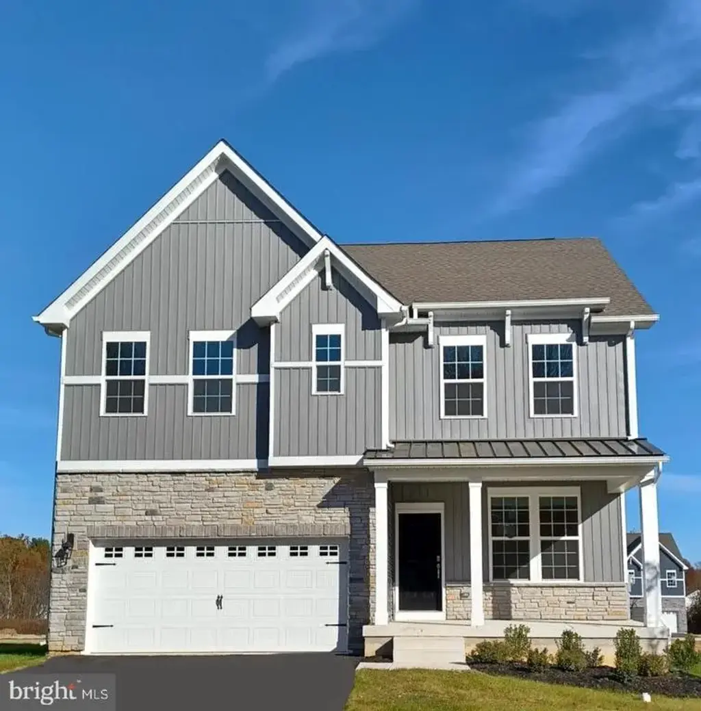 147 Winding Rd, FORKS TOWNSHIP