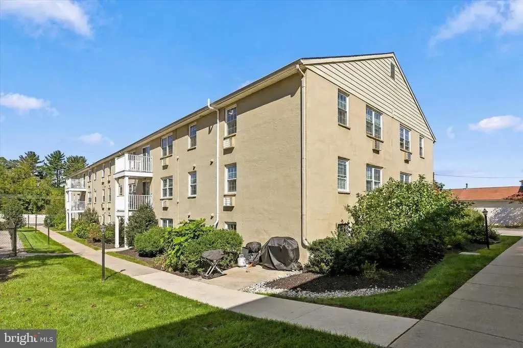 175 W King St #301, MALVERN