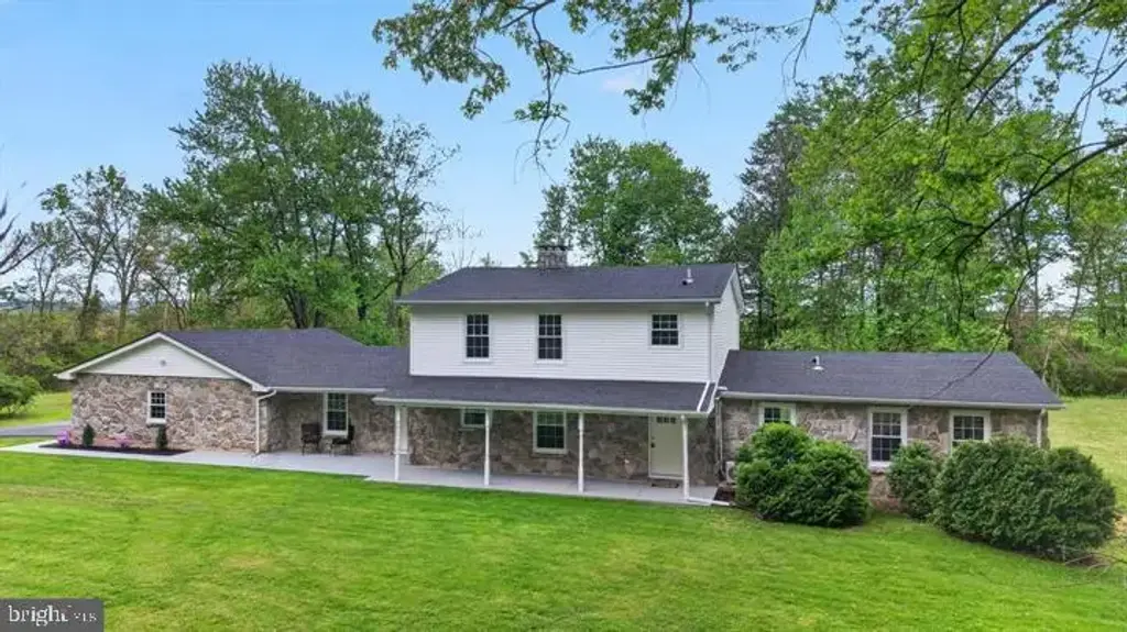 503 Whitman Ln, MIDDLETOWN