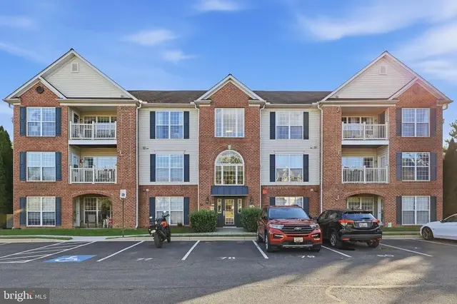 594 Cawley Dr #2a, Frederick