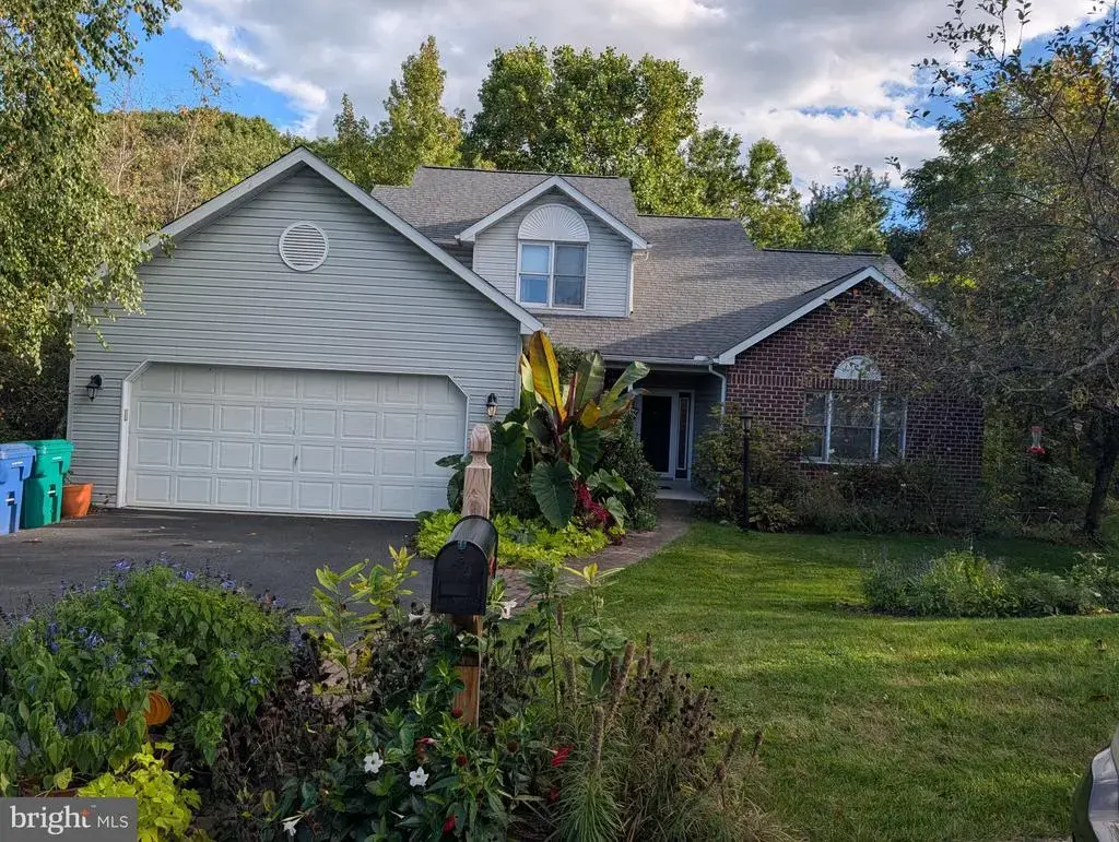 5814 Barnsley Dr, HARRISBURG