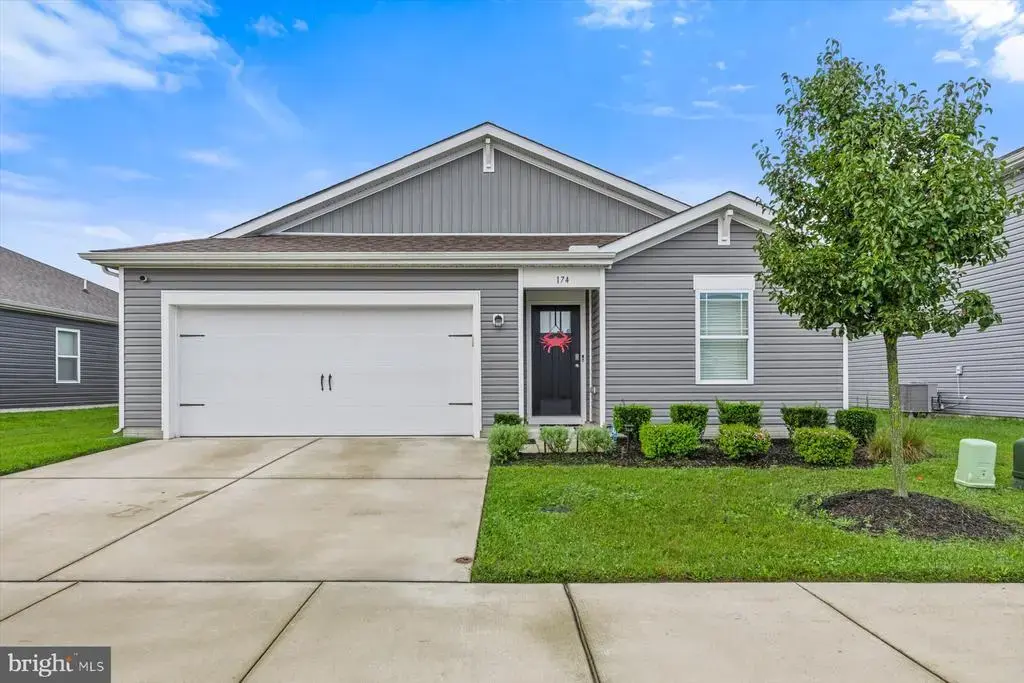 174 Pond View Ln, SEAFORD