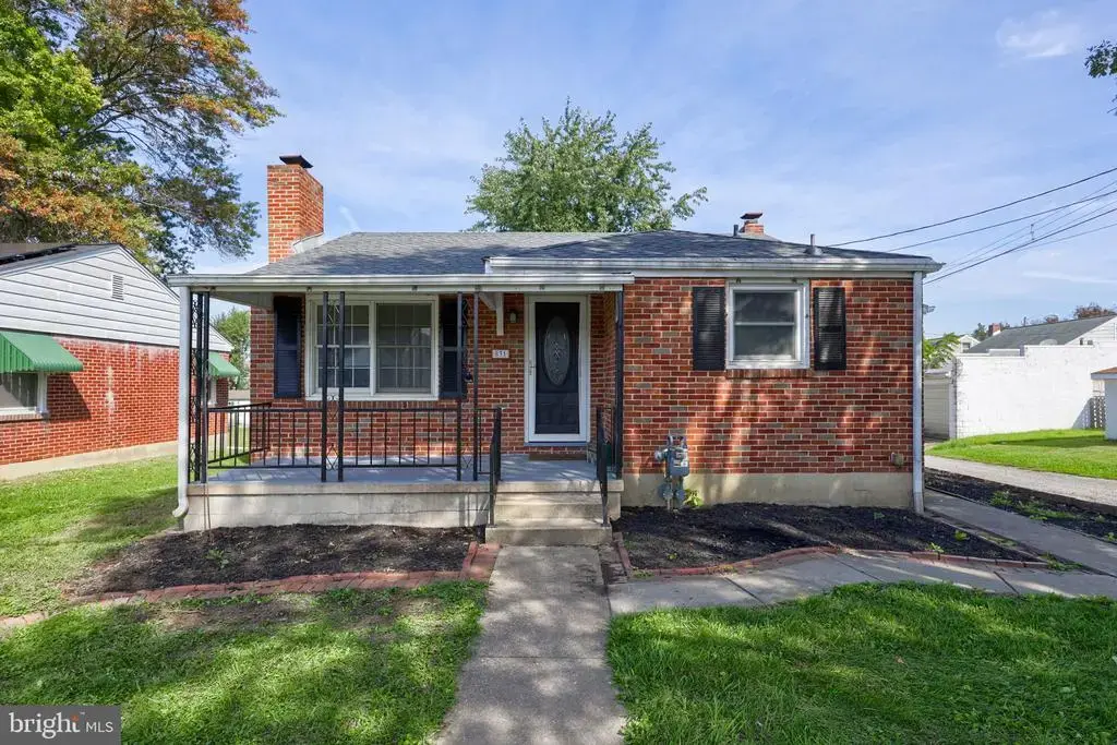 831 E Maple St, YORK