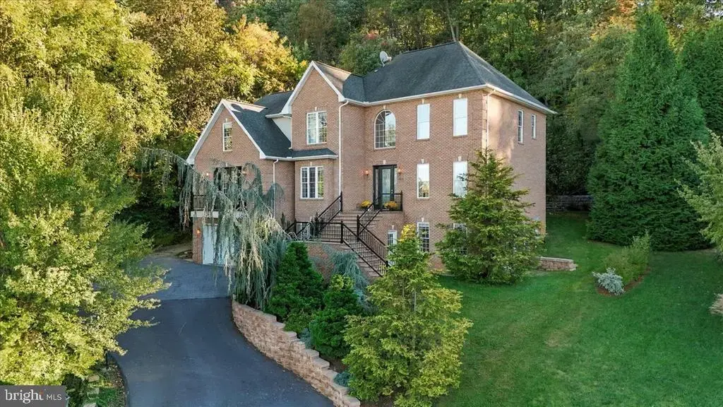 206 Blue Stone Dr, HARRISONBURG