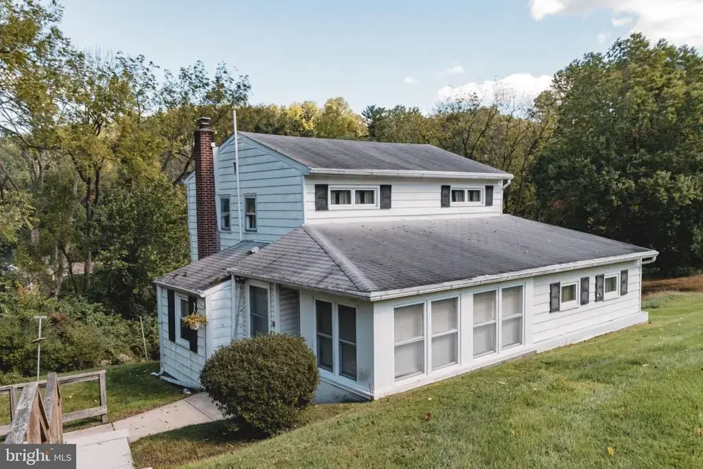 1991 Cedar Top Rd, READING