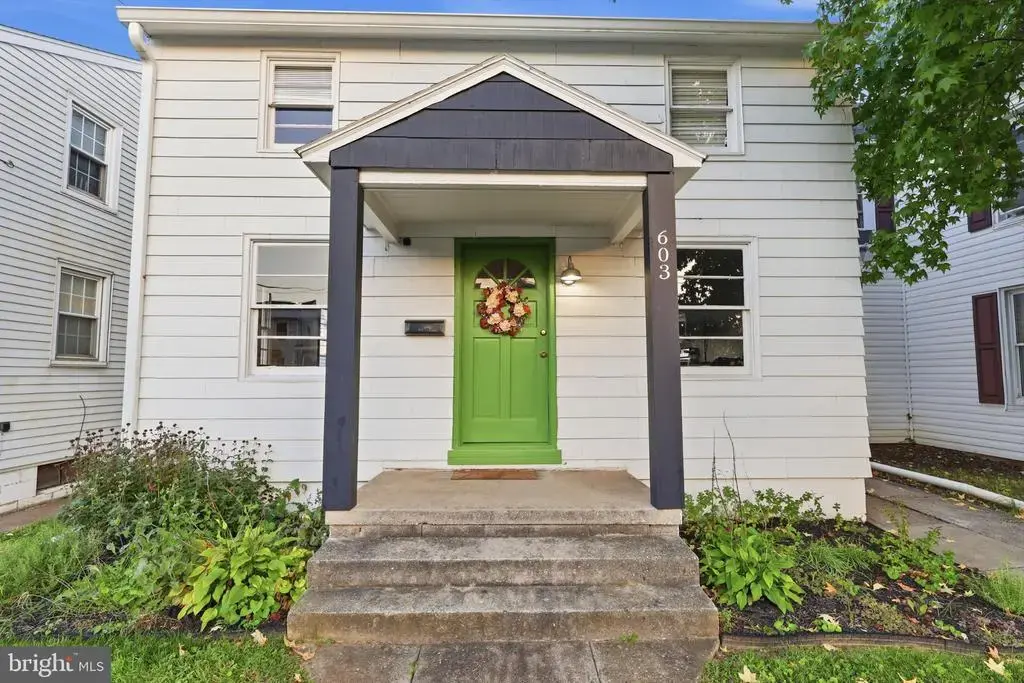 603 E Middle St, HANOVER