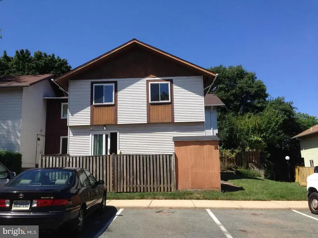 16 Steven Ct #225, GAITHERSBURG