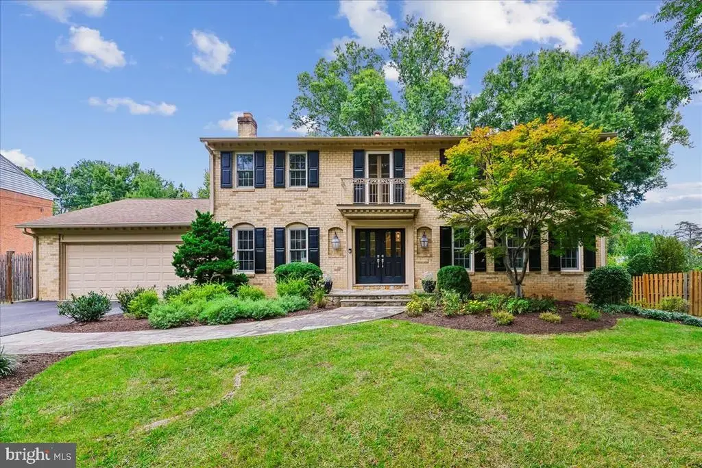 9007 Shad Ln, POTOMAC