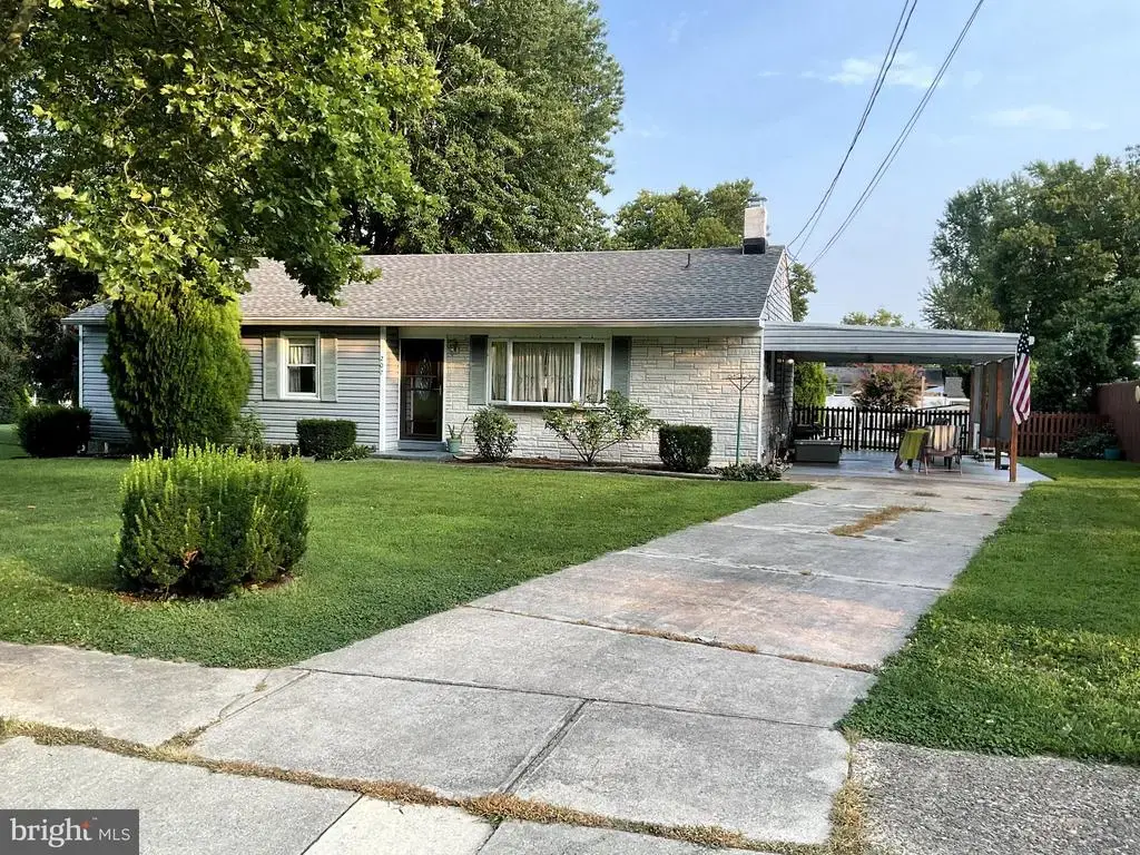 207 Highland Ave, SEWELL
