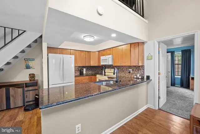 1133 Washington Pl #33, Chesterbrook