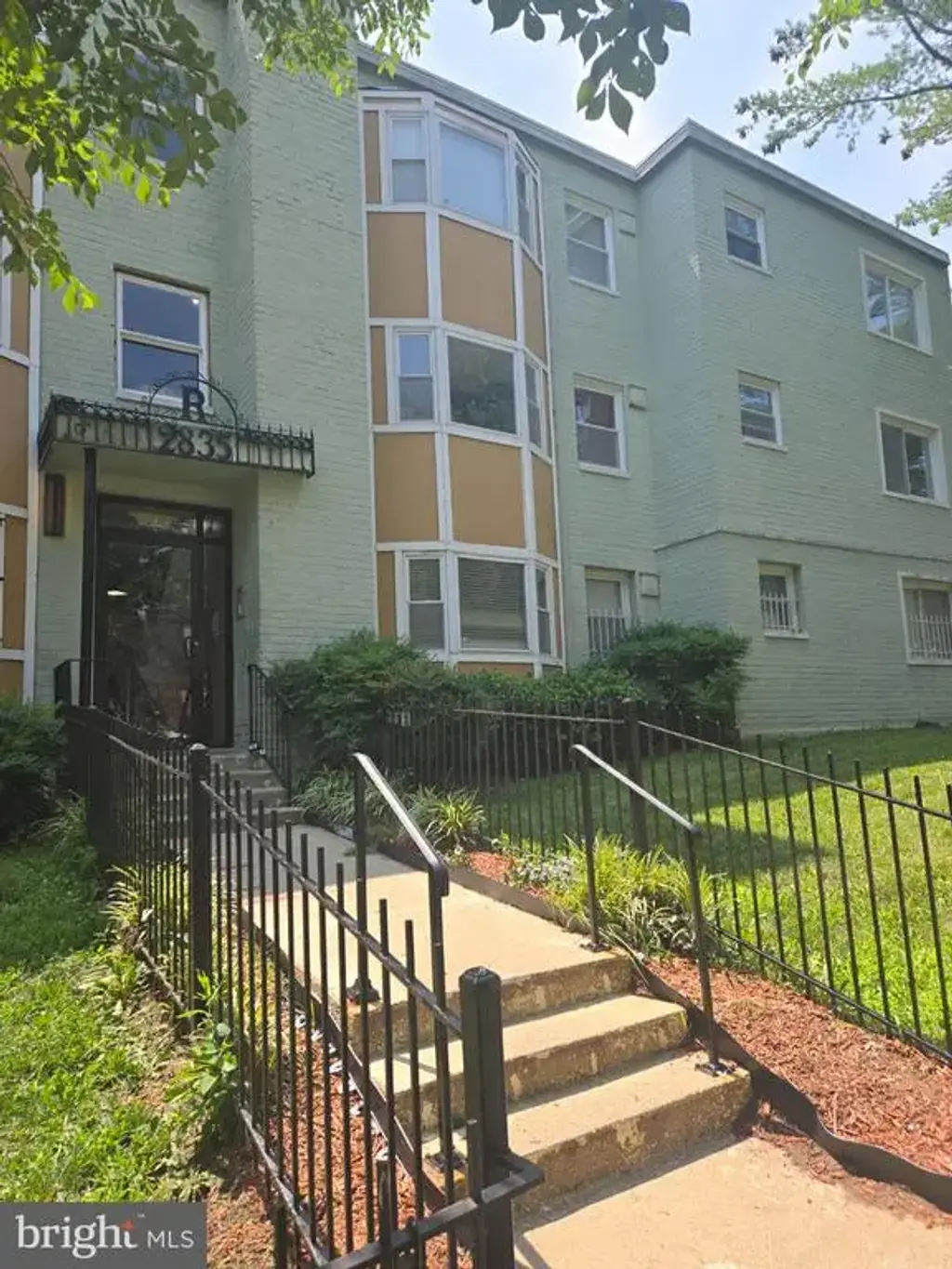 2835 Gainesville St Se #102, WASHINGTON