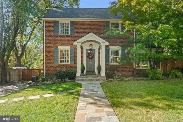 604 Melrose St, Alexandria