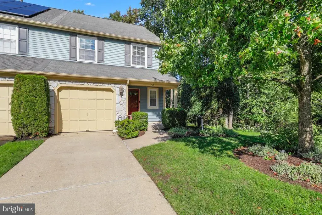 304 Hazelwood Ln, MARLTON