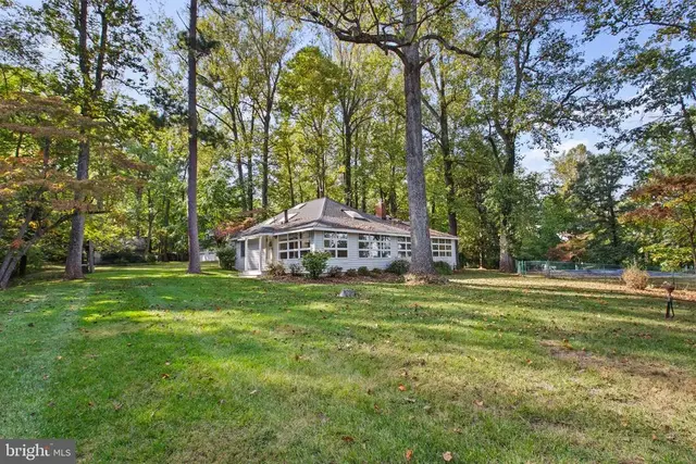2237 Garrity Rd, Saint Leonard