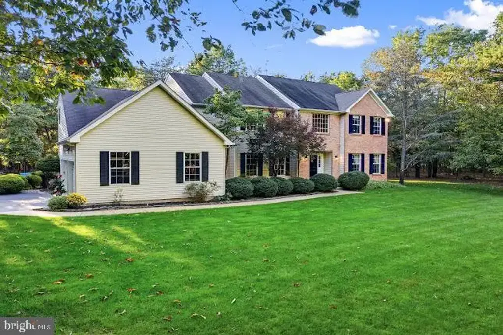 3 Tranquility Ct, SOUTHAMPTON