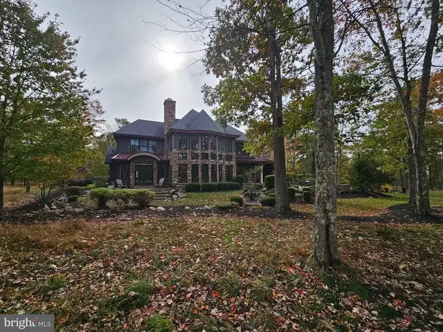 94 Grand Estates Dr, Mc Henry