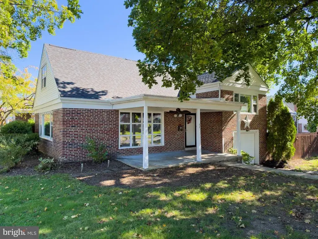 11 Harvey Ave, READING