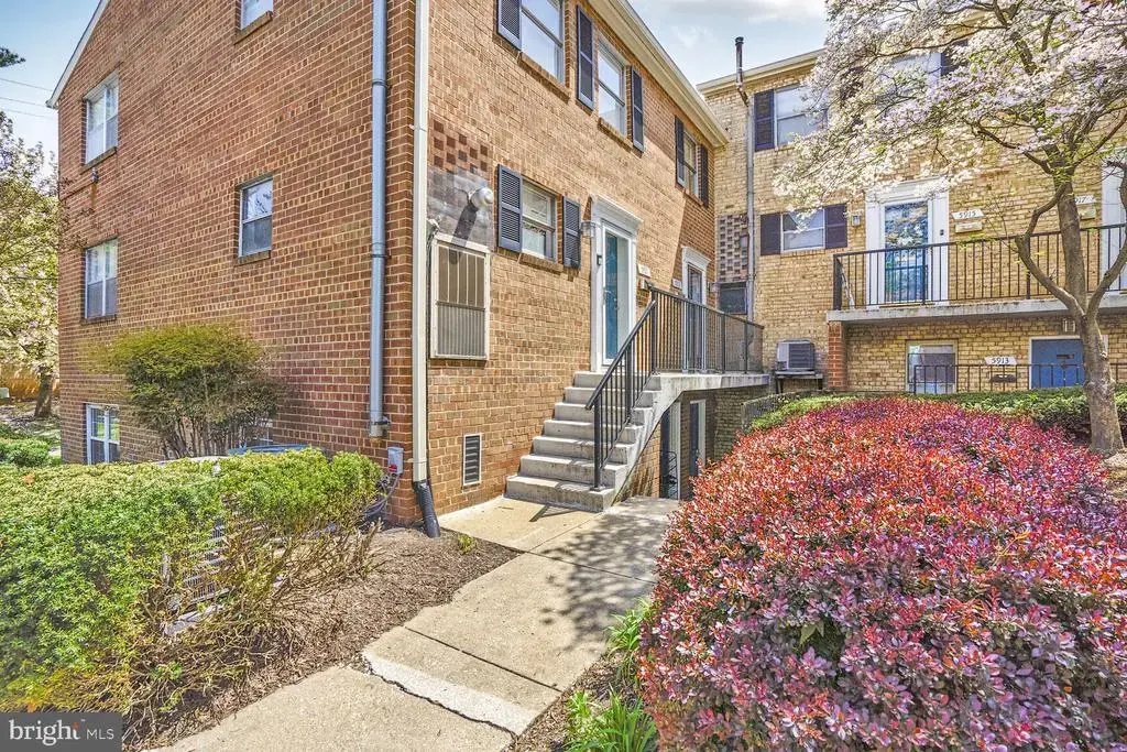5919 Quantrell Ave, ALEXANDRIA