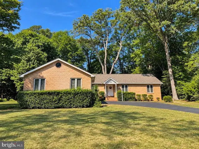 11160 Lord Baltimore Dr, Swan Point