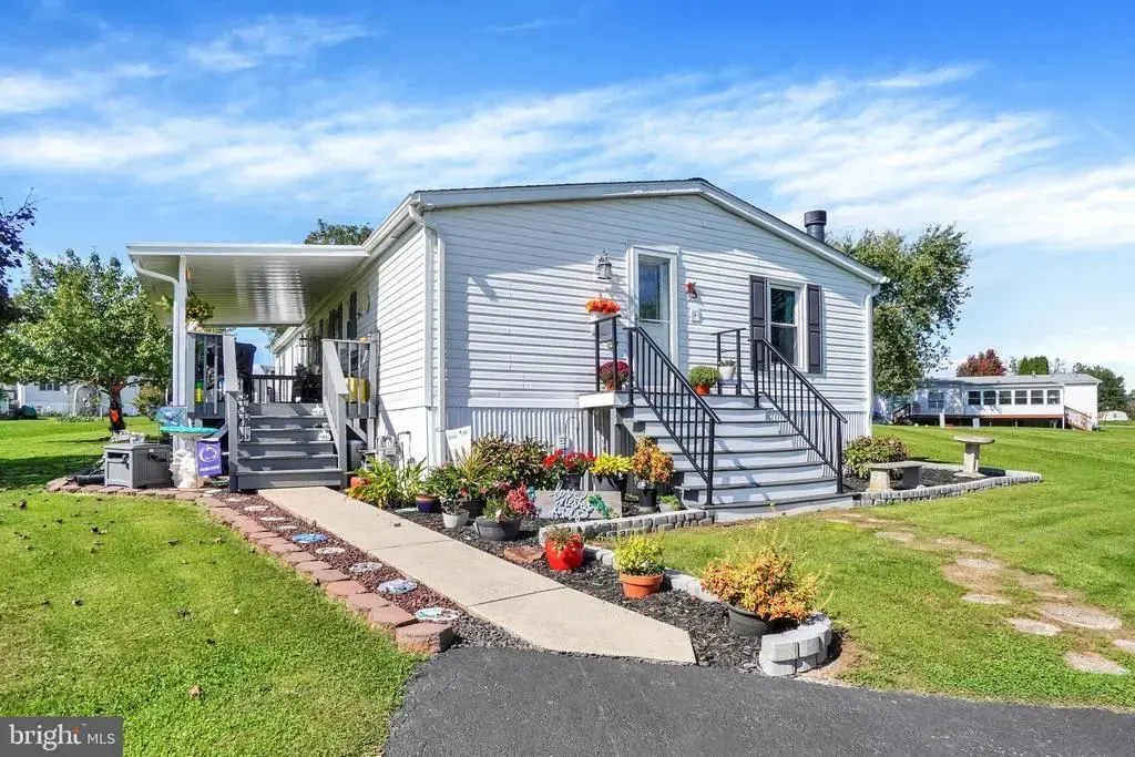 5645 Regal Ave, DOVER