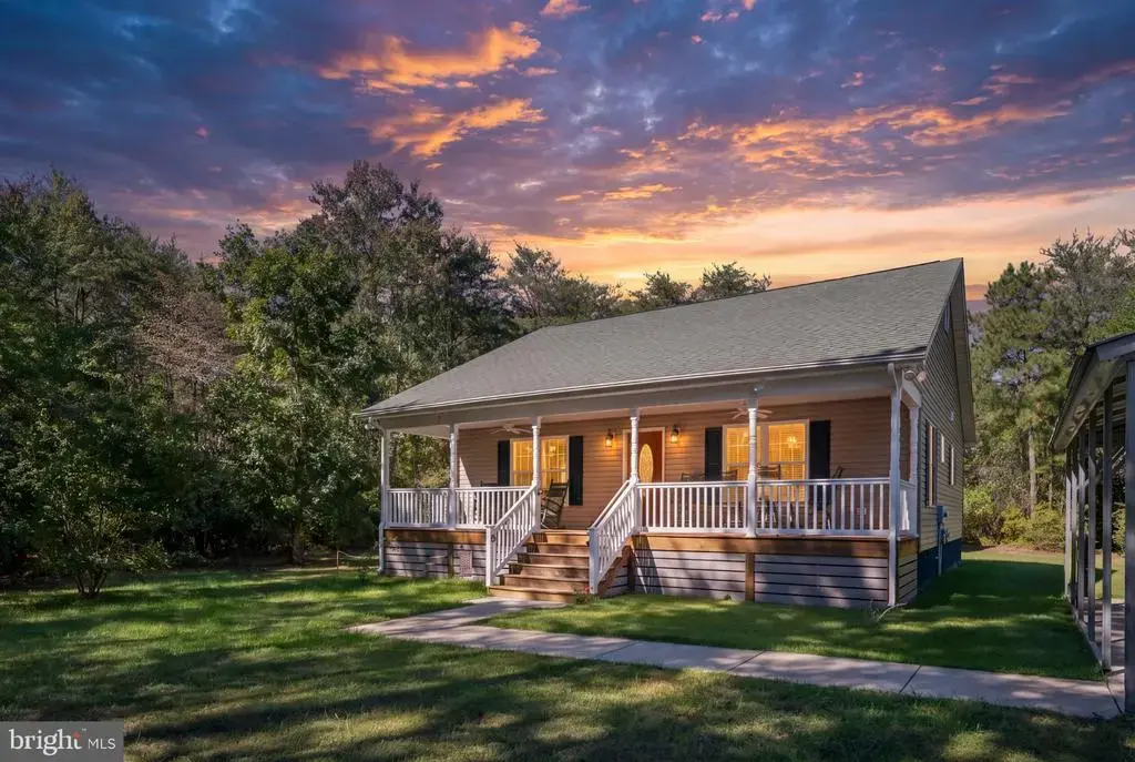 1824 Longfield Rd, COLONIAL BEACH