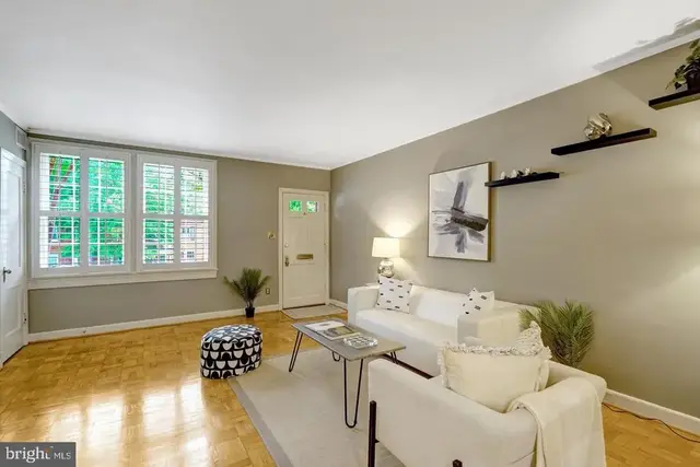 1030 S Barton St #273, Arlington