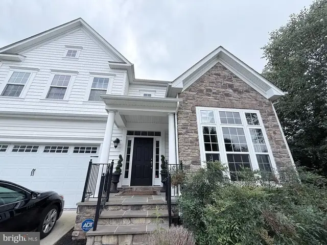 223 Saltgrass Dr, Glen Burnie