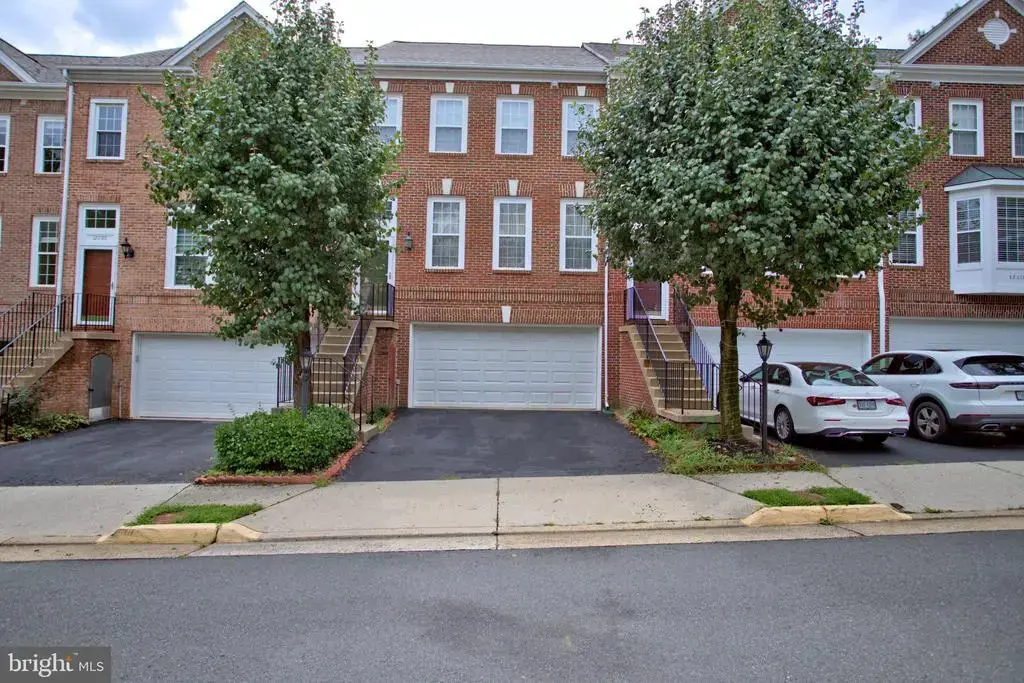 12207 Tenbury Ter, FAIRFAX