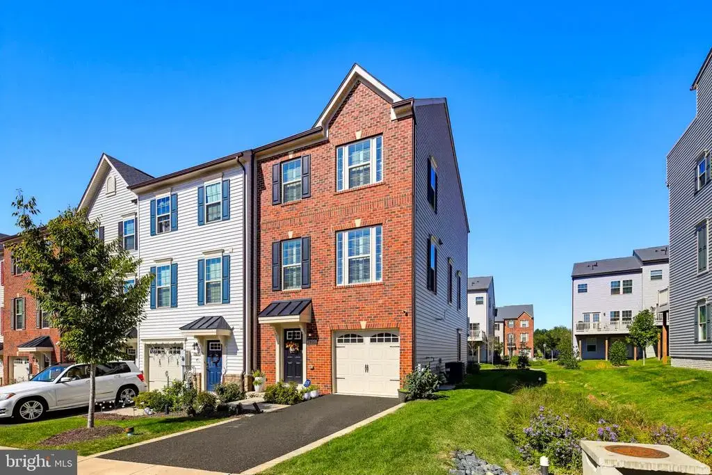 7905 Mine Run Rd, HANOVER