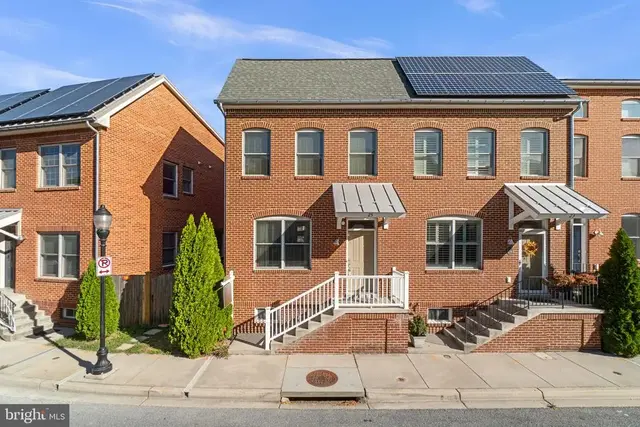 25 Lord Nickens St, Frederick