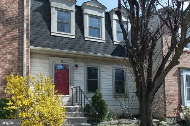 48 Pontiac Way, Gaithersburg