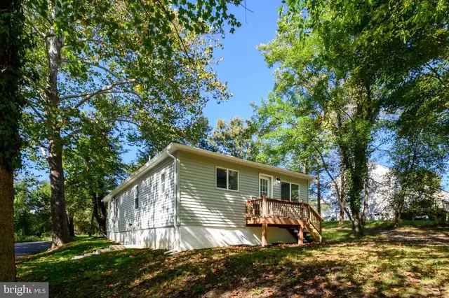 7187 Ohio Ave, Hanover