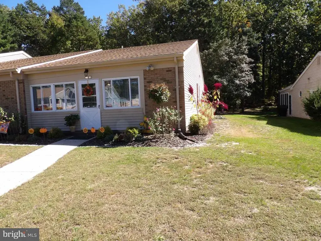 6 Gramercy Pl, SOUTHAMPTON TWP