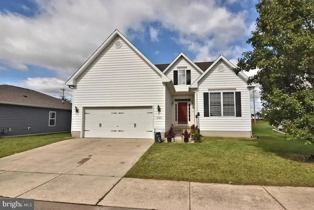 114 Pond View Ln, SEAFORD