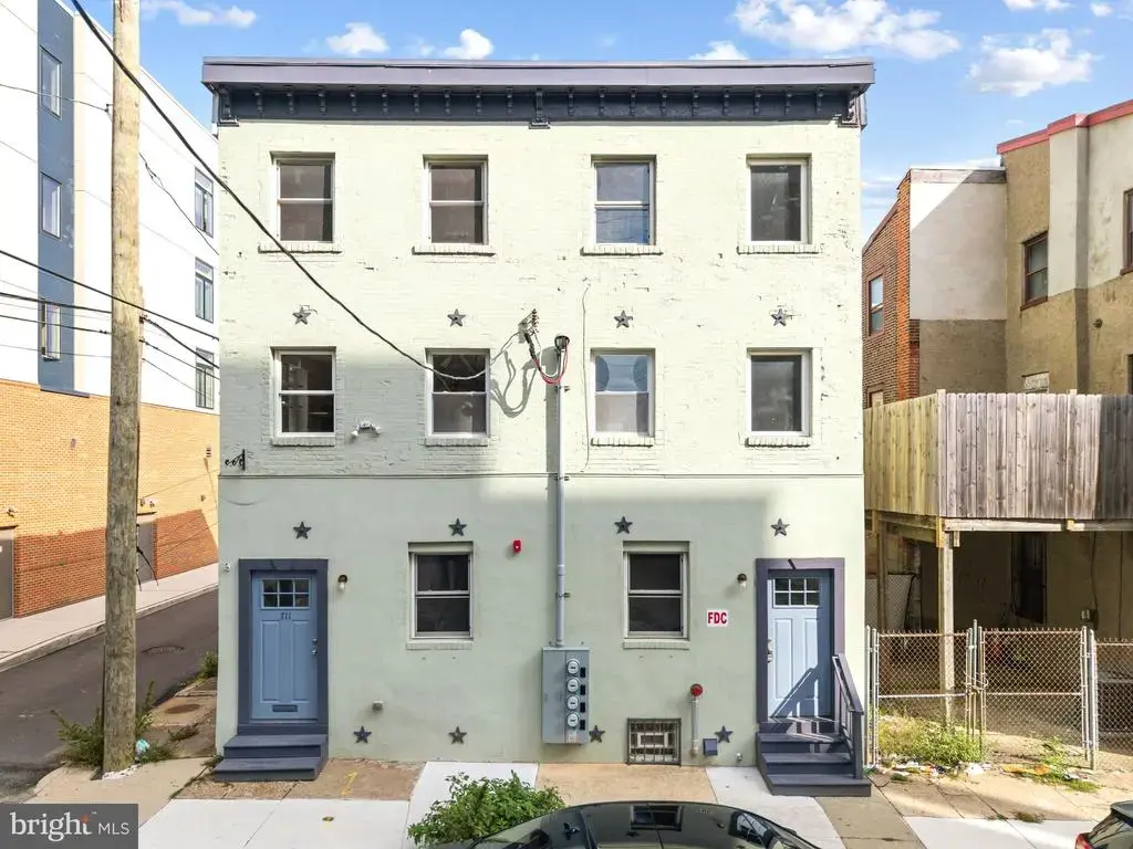711 W Thompson St, PHILADELPHIA