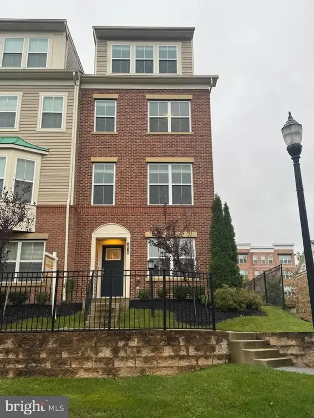 7016 Ventfield Way, HANOVER