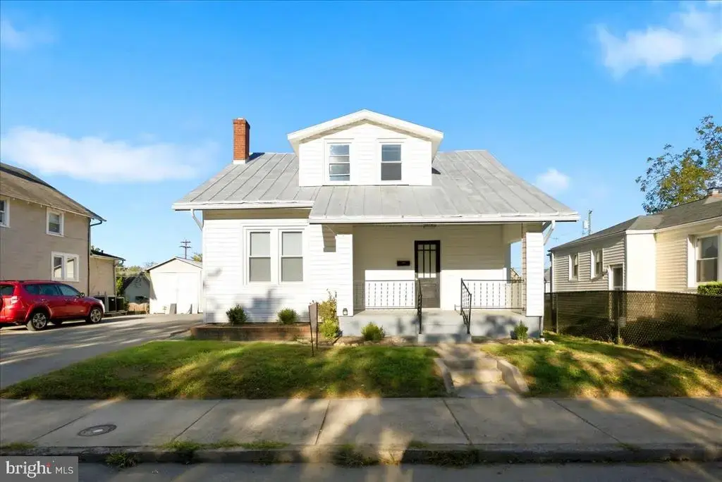 143 S Purcell Ave, WINCHESTER