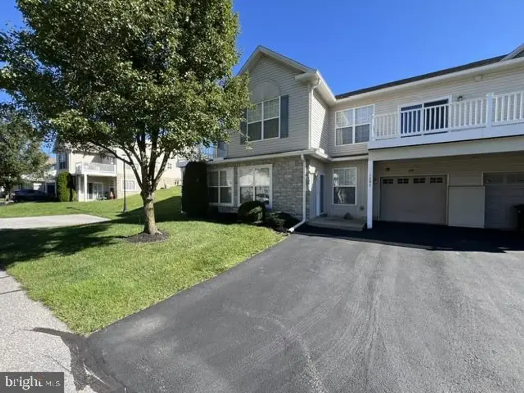 1202 Crestview Ln #1202, STEWARTSTOWN