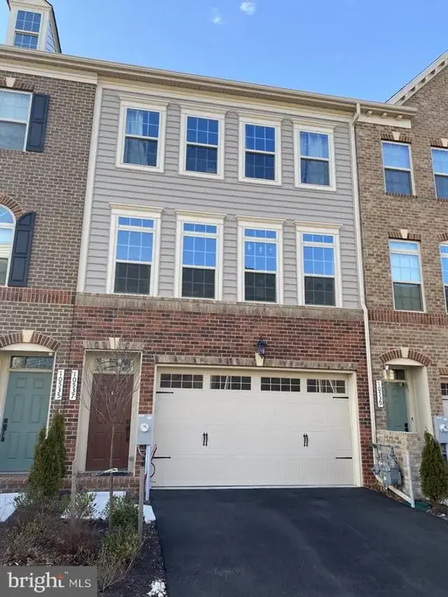 10537 My Girl Pl, Woodstock