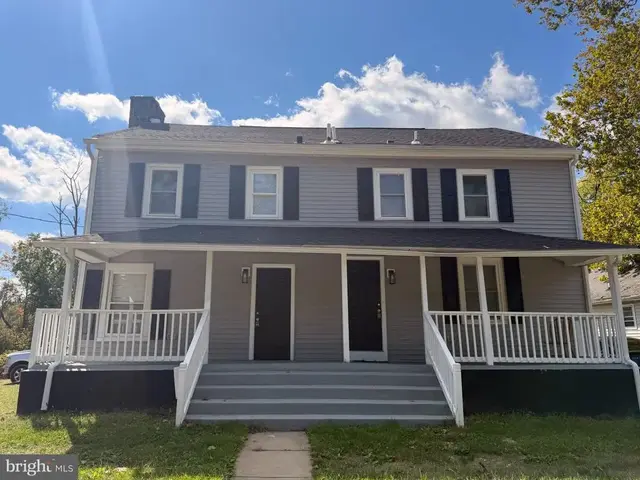 28-30 E Main St #, Christiana