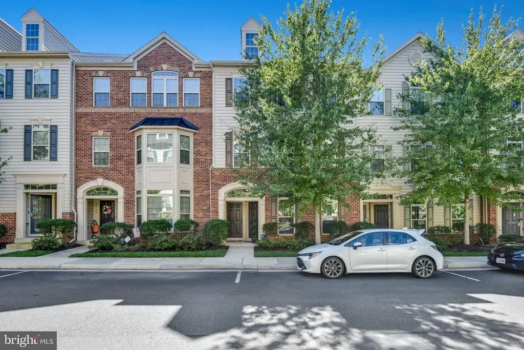 42119 Piebald Sq, ALDIE