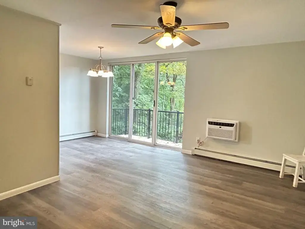 100 E. Glenolden Ave. #f4, GLENOLDEN