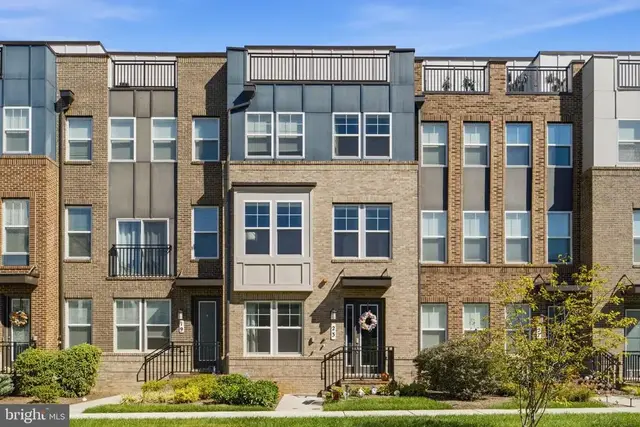 23 Armstrong Pl, Gaithersburg