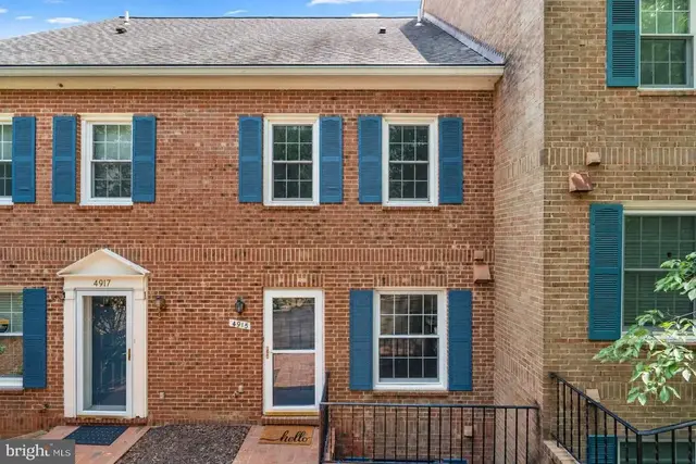 4915 7th Rd S #4915, Arlington