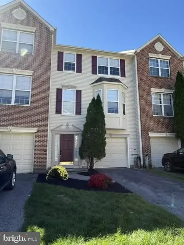 30 Brittany Ln, Bear