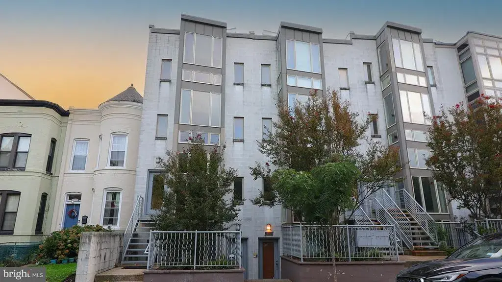 227 R St Ne #b, WASHINGTON