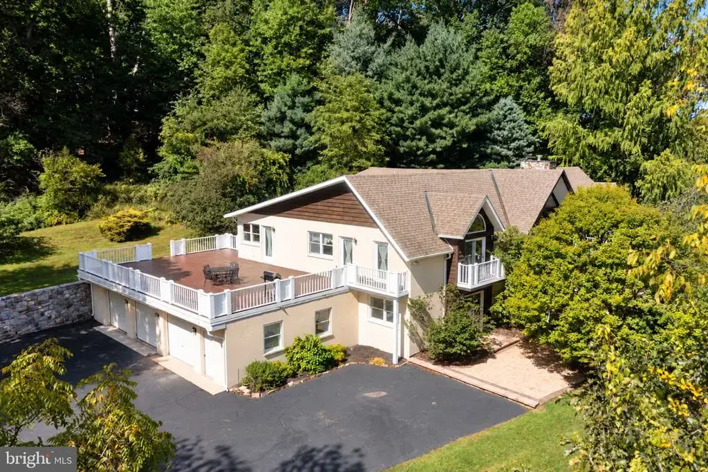 962 White Bear Rd, BIRDSBORO